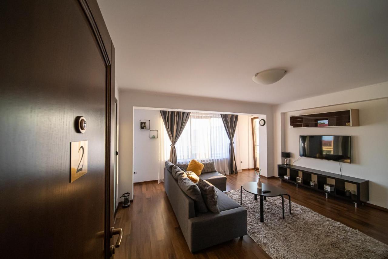 Apartament Tatu Bar&Grill Otopeni Extérieur photo